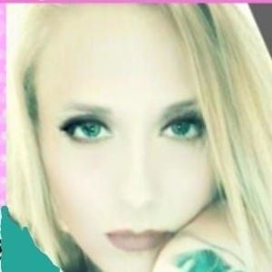 Meet your Posher, Nacole